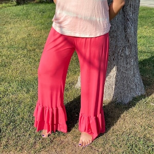 Plus size ruffle hem jeans 2025