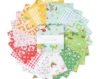 Colección de telas Clover Farm de Riley Blake, paquete apilable de 42 piezas de 25 cm. Auténticas telas premium 100 % algodón. Tienda de telas de calidad.