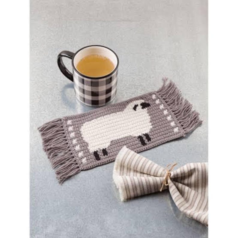 Annie's Crochet Farmhouse Mug Mats - 12 Quick-To-Stitch Mug Mats (Softcover) image 4