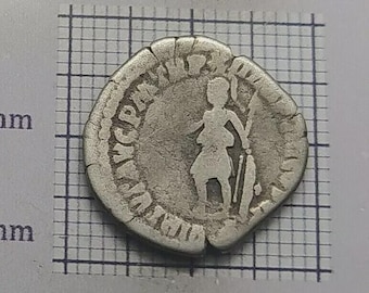 トラヤヌス デナリウス、ローマ。西暦 98-117 年。RIC 174。古代