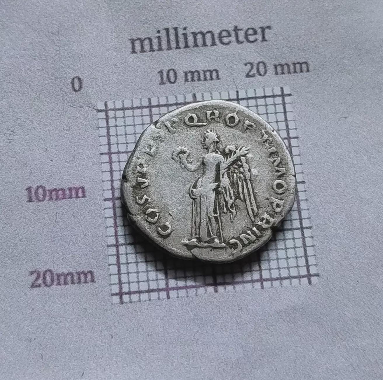 勝利 - アンティークローマ銀貨デナリウス - トラヤヌス帝 98～117 年