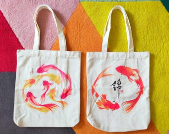 Tote bag with zipper and inner pocket