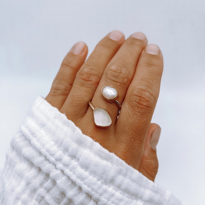 Sea Glass and Pearl Adjustable Ring image 3