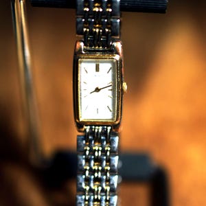 Seiko Women Watch 2e20 - Etsy