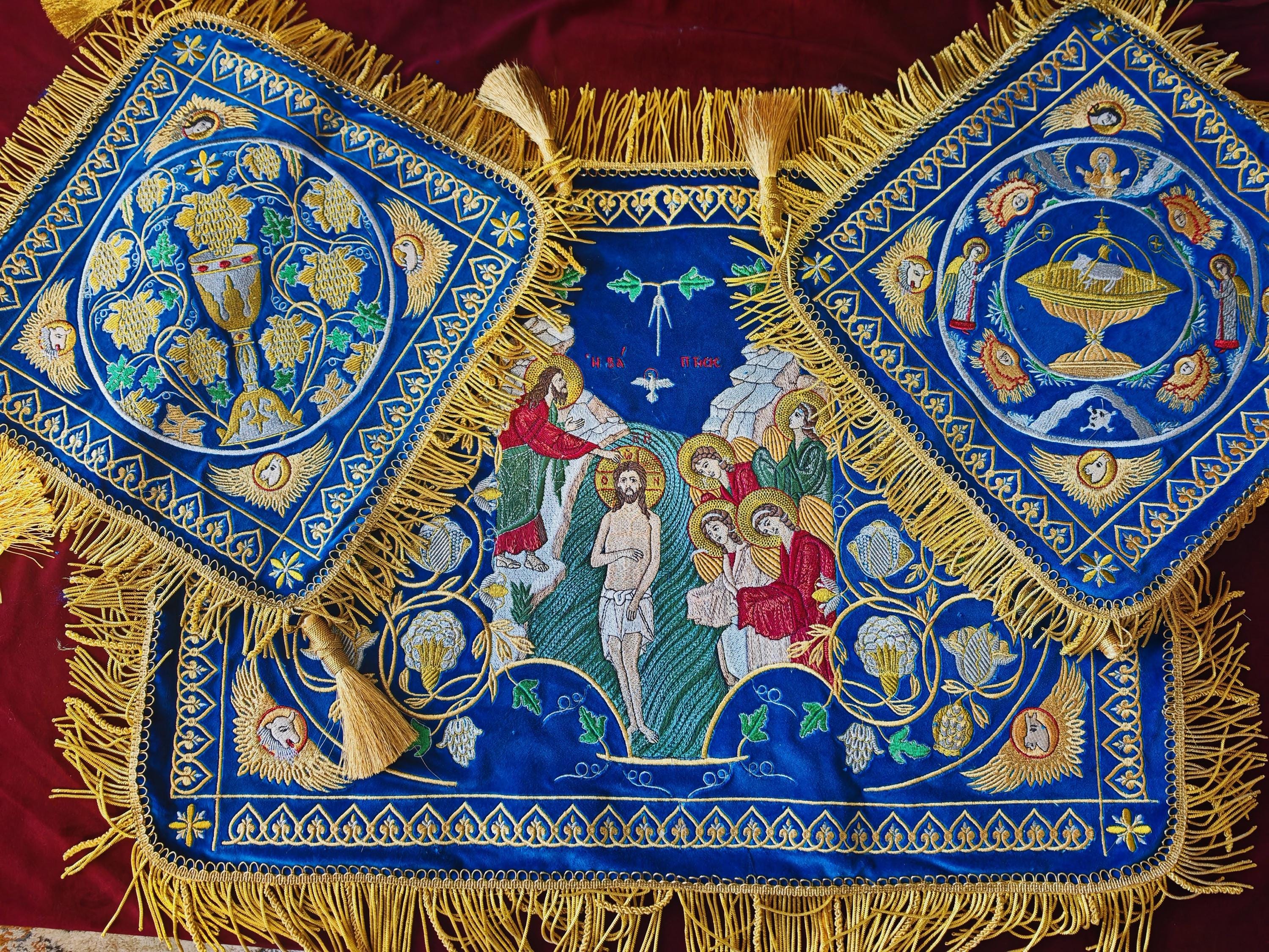 Chalice Covers - Air and chalice veil set. Orthodox Icon of Epiphany. Gift for priest or bishop. ECCLESIASTICAL COVERS. Embroidery icon.