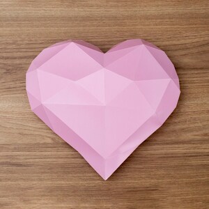 Heart Wall Decor, Papercraft Heart, laag poly hart, DIY Valentijnsdag, DIY cadeau, papercraft, DIY Valentijnsdag cadeau, 3D Papercraft hart