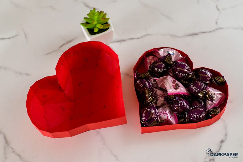 Papercraft Heart Box, low poly heart, DIY Valentine's day, papercraft, mother's day, father's day, 3D Papercraft, pdf template kit, gift box image 8