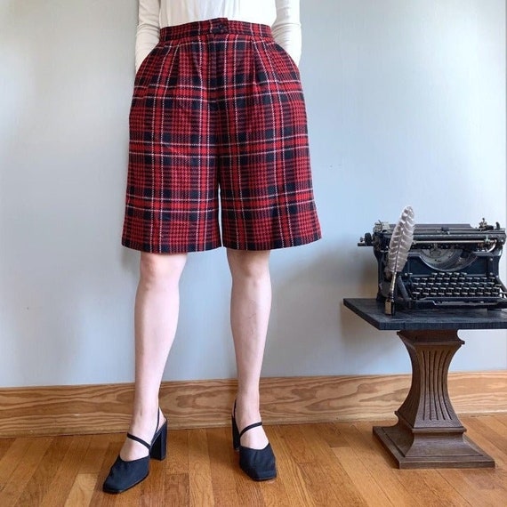 Vintage 80s red and black plaid culottes shorts u… - image 1