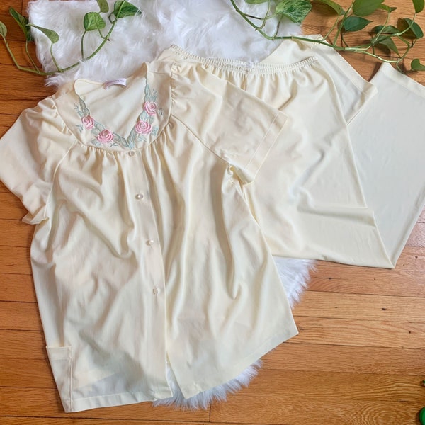 Shadowline vintage pale yellow pajama top and pants set with floral appliques