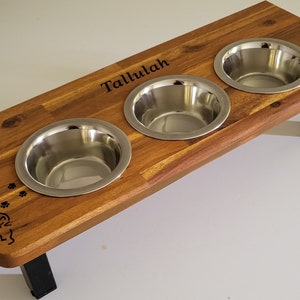 Elevated Triple Cat / Pet Feeding Station with 3 Stainless Steel Dishes Free Engraving Flat Pack