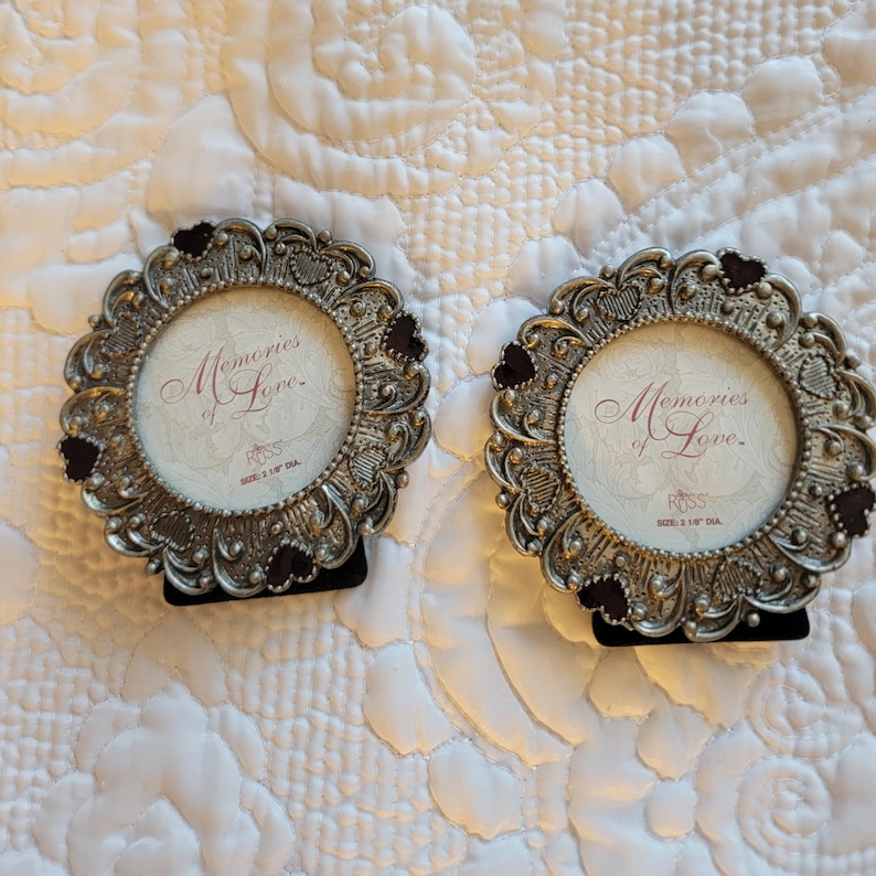 Paper Border Frame Red Russ Berrie Memories of Love Pewter Small Round Ornate Silver Filigree ...