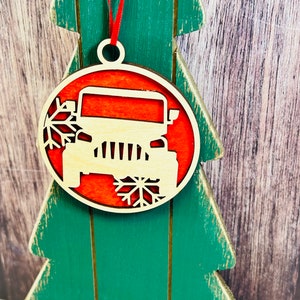 Jeep Ornaments Snowflakes & Jeep