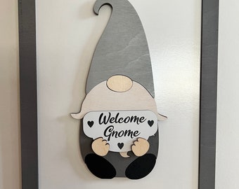 Interchangeable Gnome Sign with 18 inserts