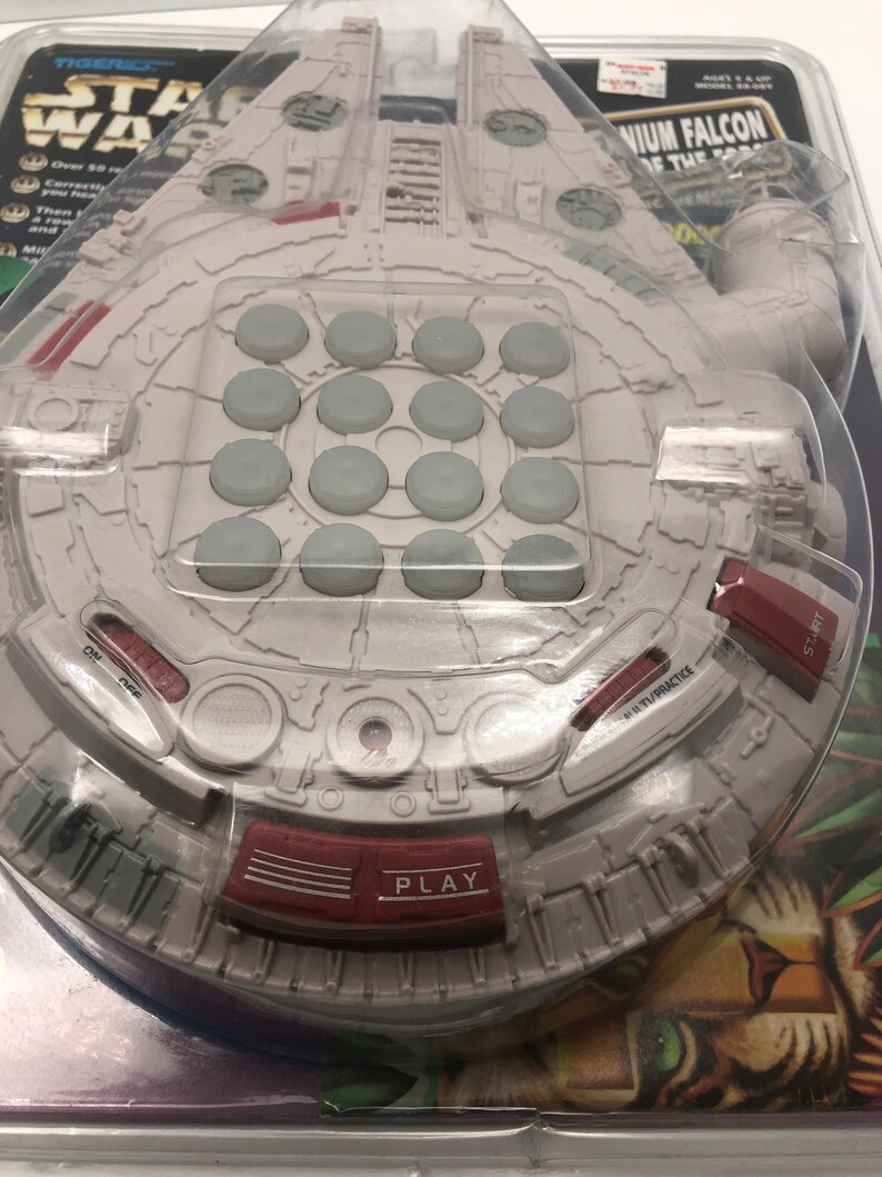 Star Wars Millenium Falcon Sounds of the Force Electronic Memory Game ...