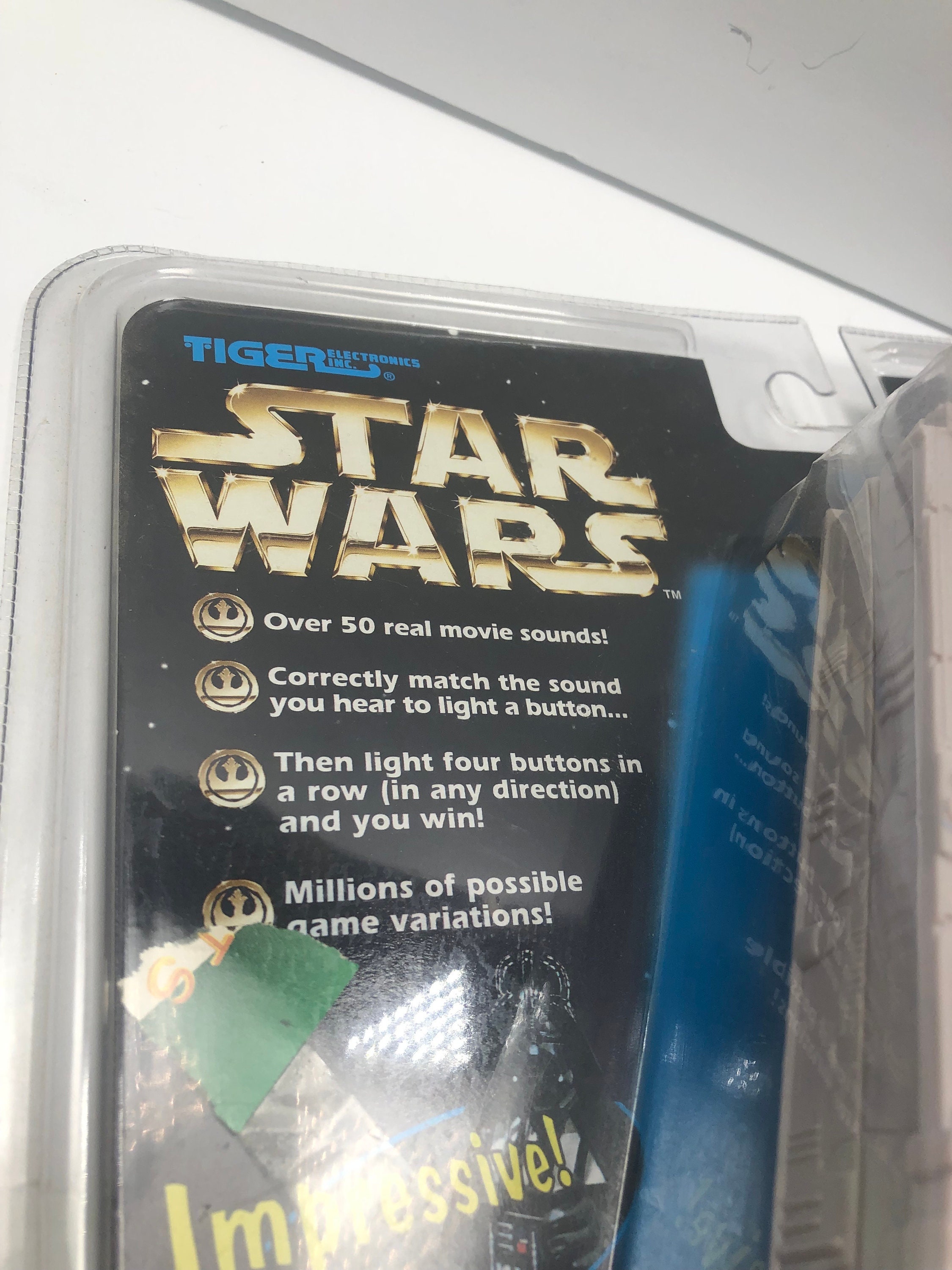 Star Wars Millenium Falcon Sounds of the Force Electronic Memory Game ...