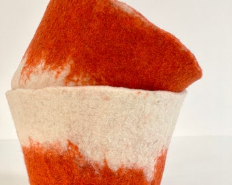 Wool felt basket