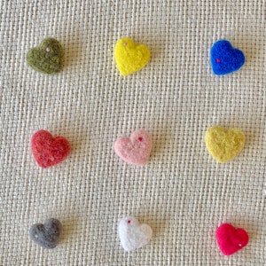 broche cœur feutré - heart brooch in felted wool