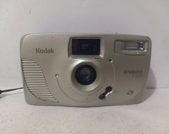 Film camera Kodak Advantix F220 good working order - vintage photography.