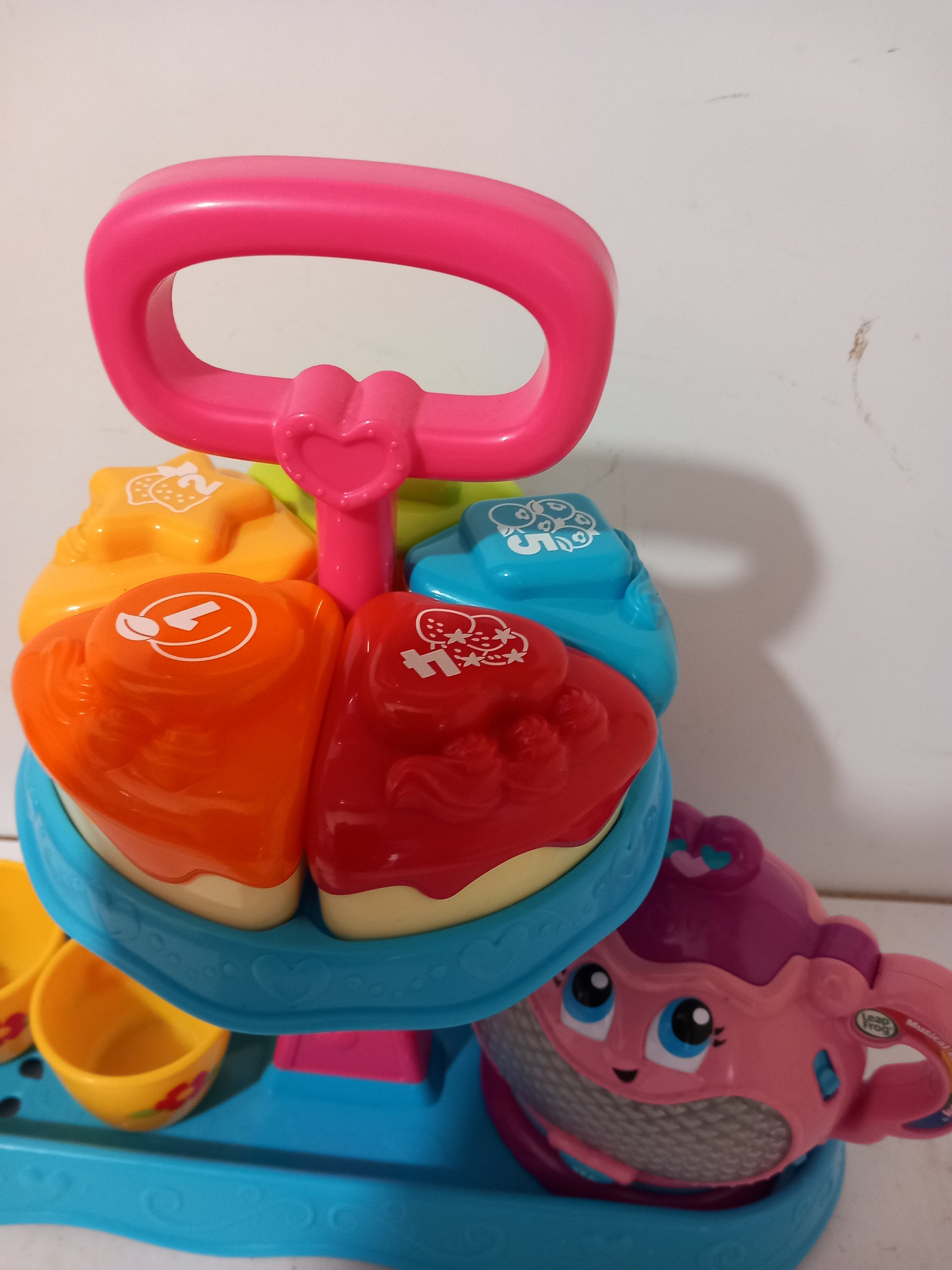 Leapfrog Musical Rainbow Tea Party Set Teacups Teapot Cake Slices Stand