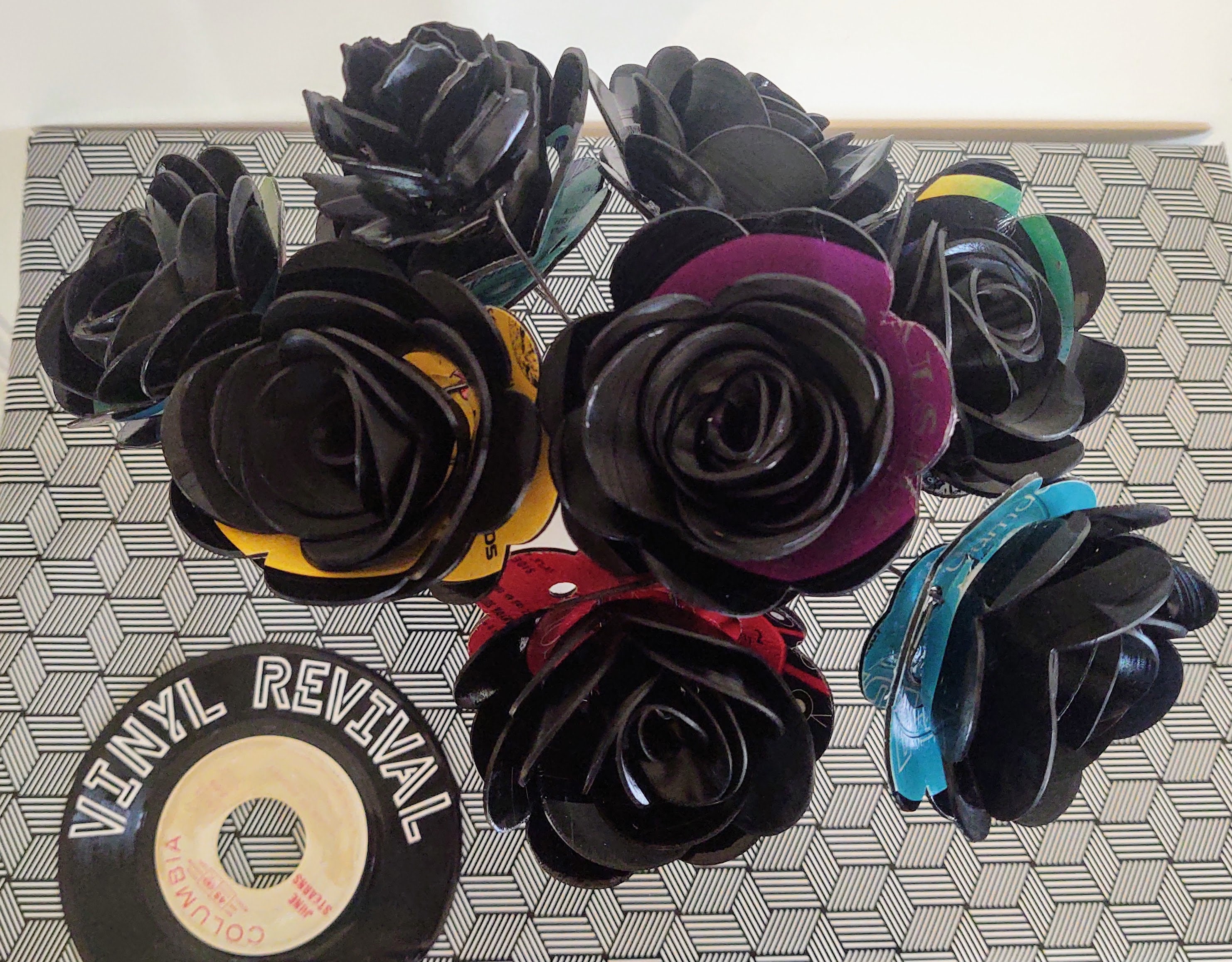 Record Rose Made From Vinyl Records With Wire Stems Etsy