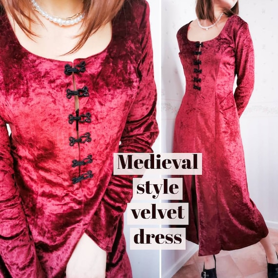 MEDIEVAL STYLE DRESS Vintage Velour Renaisance Got
