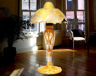 Art Nouveau table lamp Daum Nancy