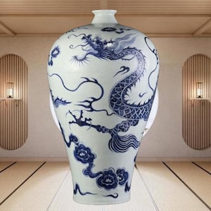 BLUE AND WHITE Chinese vase 44cm