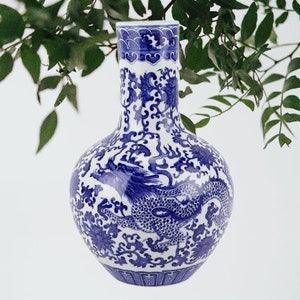 Chinese Blue White Porcelain Dragon Vase D22xH34cm
