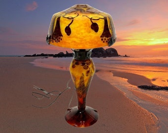 Le Verre Français Art Deco Mushroom Lamp "bellflowers"