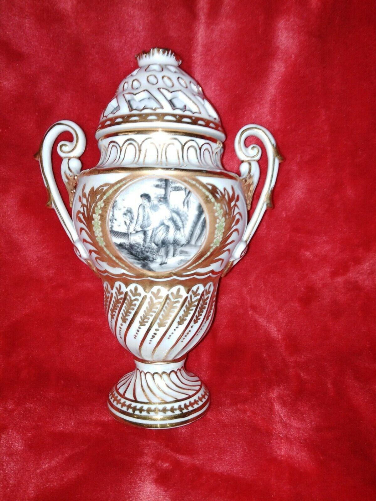 Vase Ceramique Motif Personnages