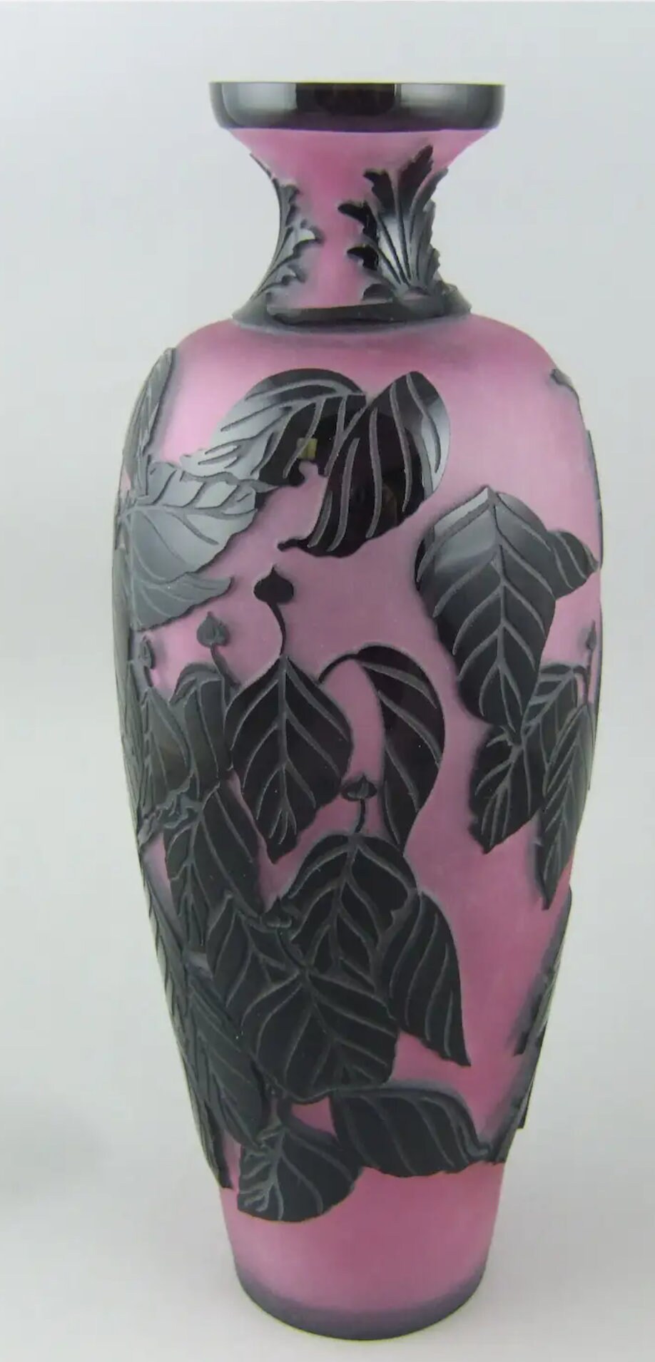 ケルシー マーフィー ピルグリム カメオ ガラス花瓶 入れ子枢機卿