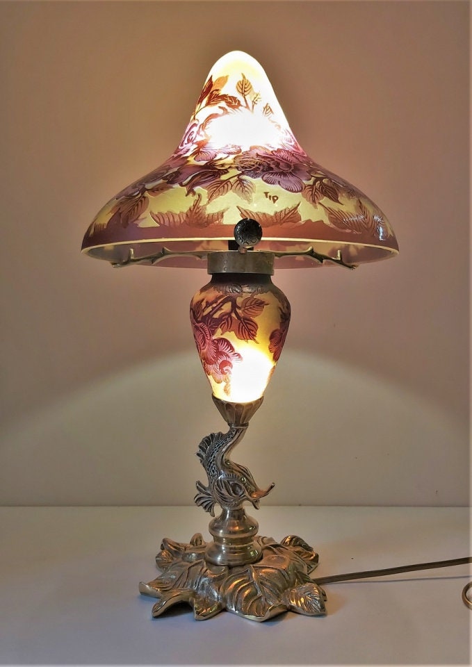 Lampe Verre de Style Art Nouveau/Big Lamp Glass Tip New Art