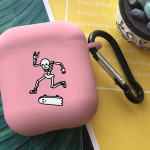 A Skeleton Skateboarder Colorful AirPods Case Airpod Shock Proof Rubber Silicone Apple AirPods Pro Cover Air Pods Holder Airpods Keychain