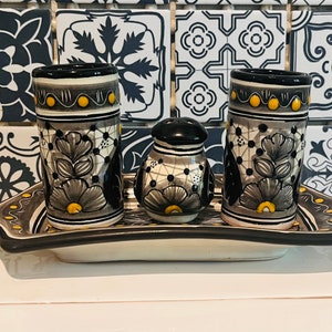 Talavera Tequila Set 4 pieces (black and white)