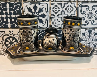 Talavera Tequila Set 4 pieces (black and white)