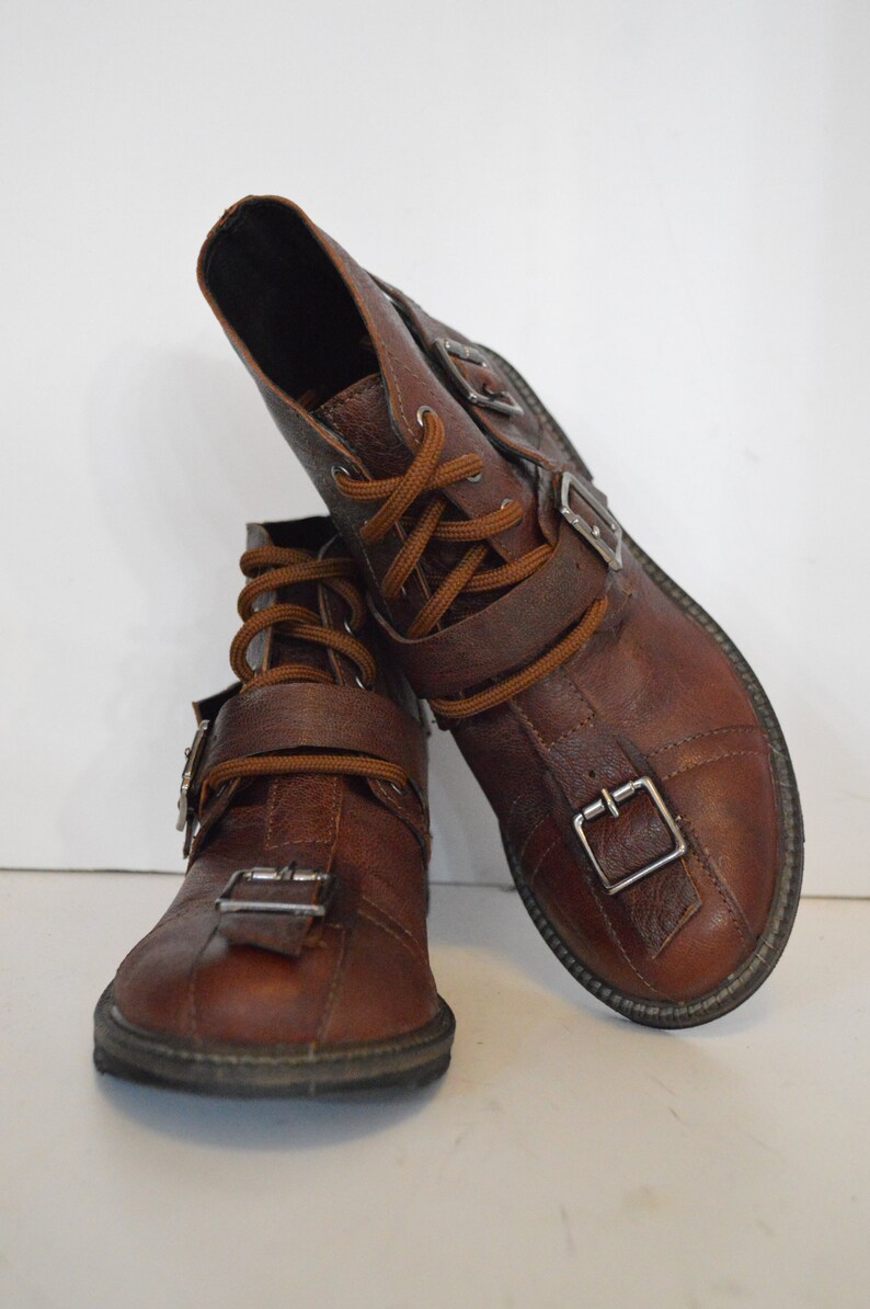 ankle boot with belt