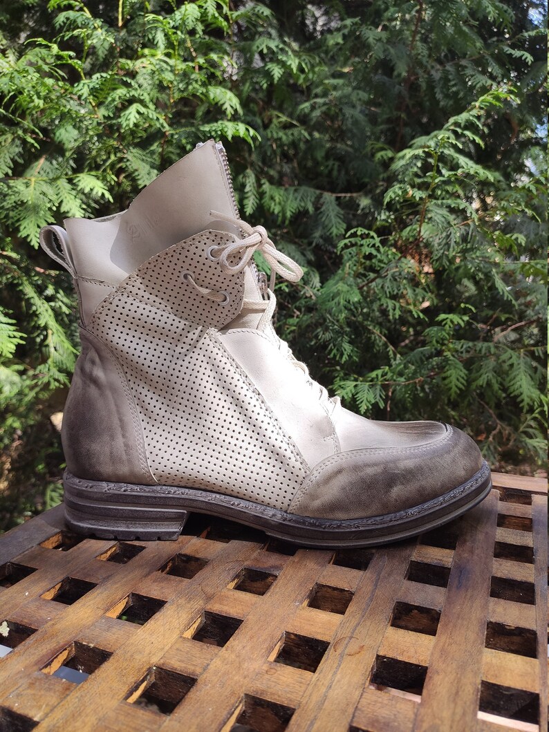 custom made cowboy boot