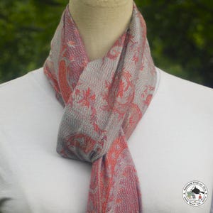 Silk scarf “Maharaja”, handmade in Nepal, 100% genuine and natural silk, red, turquoise, beige, stole, neckerchief, silk shawl, wrap