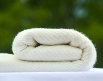 Cashmere Blanket Dhaulagiri, Cashmere Blanket White, Cuddly Blanket Handwoven Blanket Handmade from Nepal, Home Decor, Throw Bedspread Gift