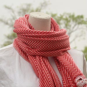 Rankhola scarf, handwoven wool scarf, red, white, shawl, wrap, warm scarf for winter autumn spring, pashmina, fair trade, gift