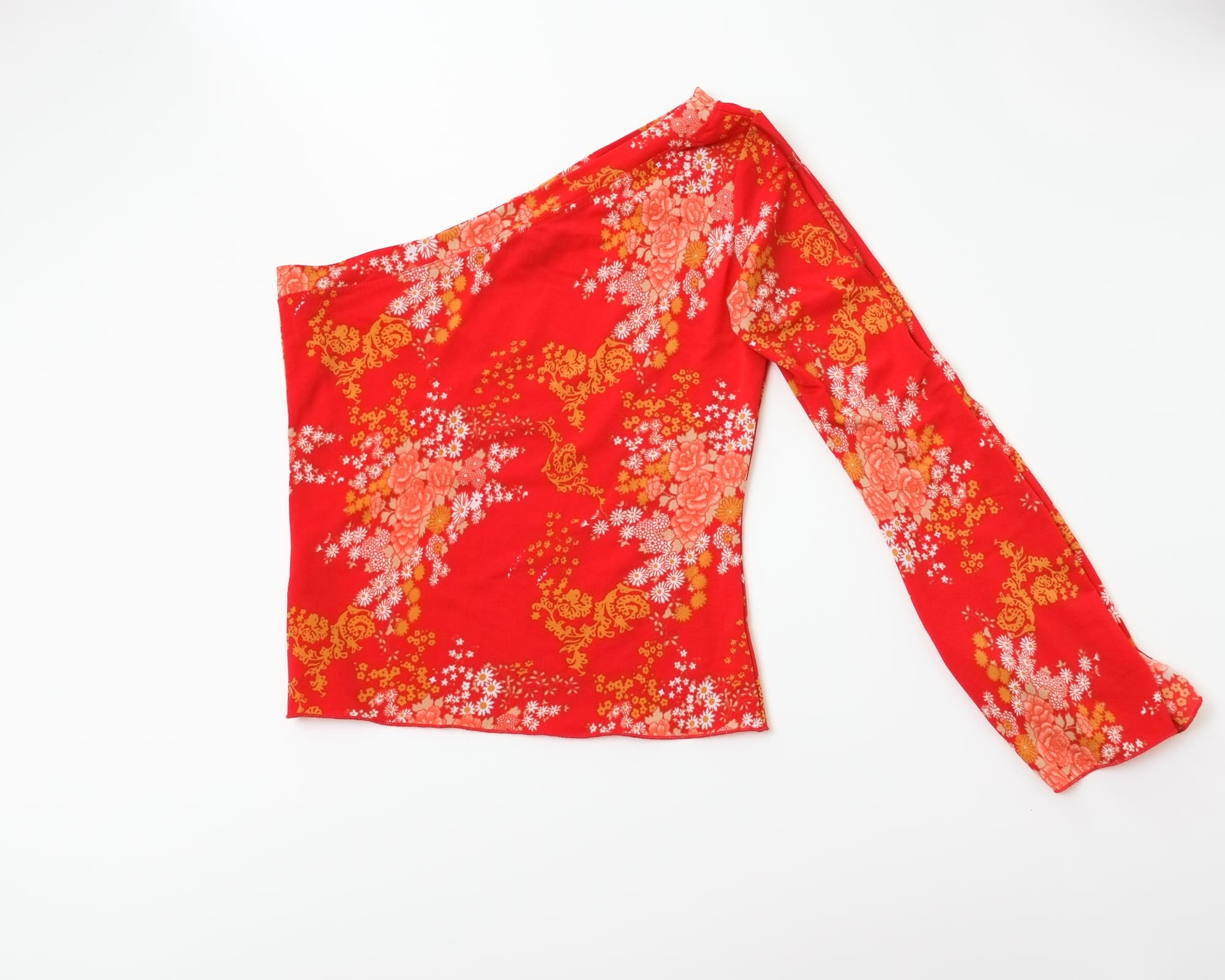 Asymmetric Stretchy Blouse in Red Floral 90s Vintage One Shoulder 