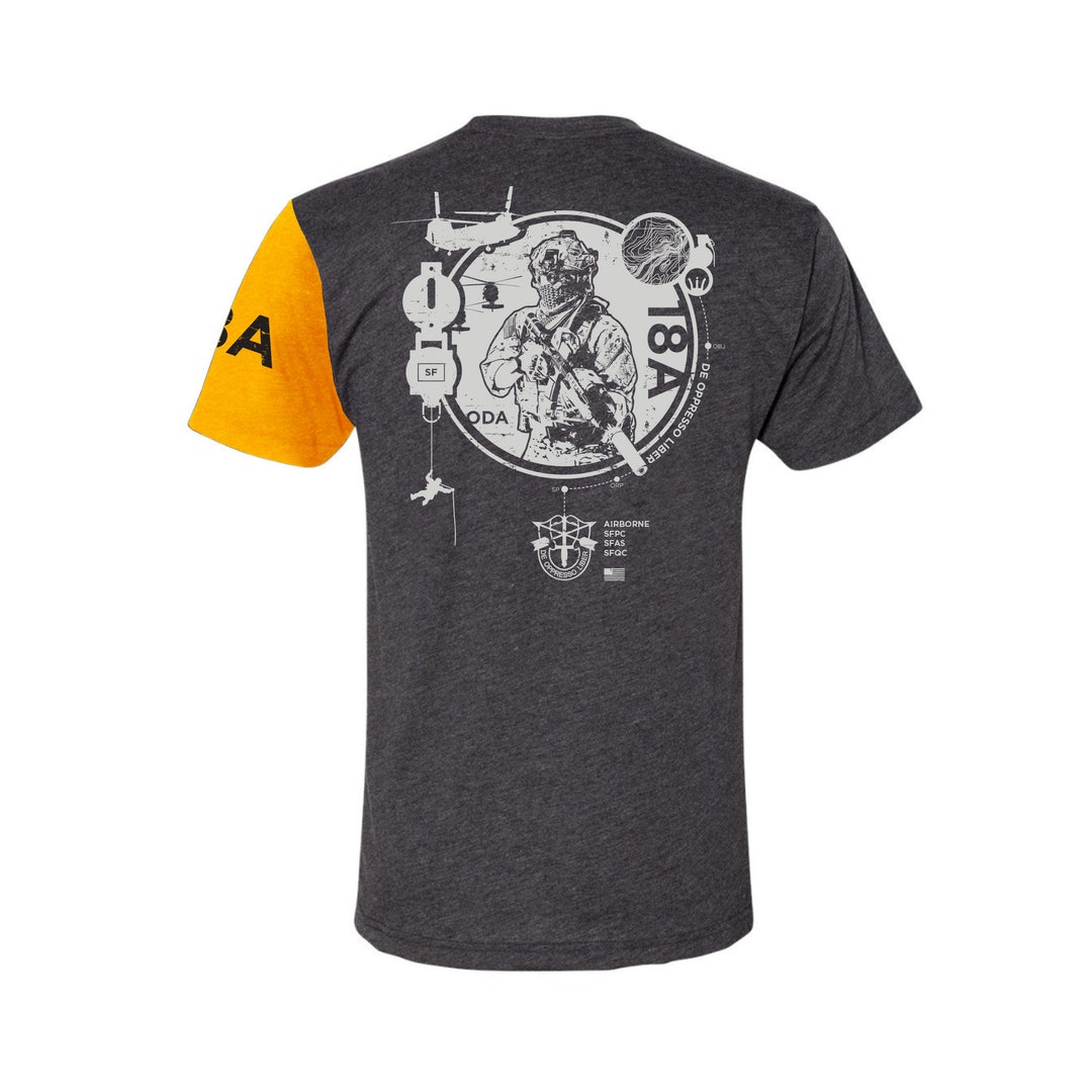 Oficial de Fuerzas Especiales 18A (camiseta del ejército)