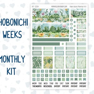 Può includere: Un foglio di adesivi Hobonichi Weeks Monthly Kit a tema primaverile. Il kit include illustrazioni floreali e paesaggistiche, insieme a elementi di calendario per maggio. La tavolozza dei colori presenta verdi, gialli e blu.