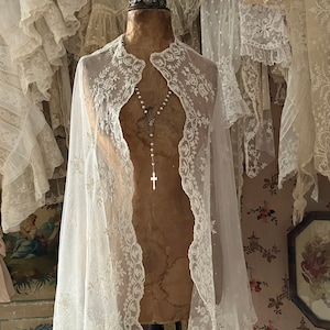 Exquisite Nineteenth Century Tambour Lace wedding cape shawl, Antique Victorian Lace Cape