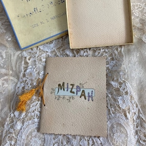 Victorian jewelled booklet &#39;Mizpah&#39; in original box, poems by Mrs MSHaycraft