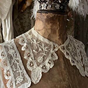 Antique Brussels Needle Lace Collar & Cuffs, Point De Gaze Border