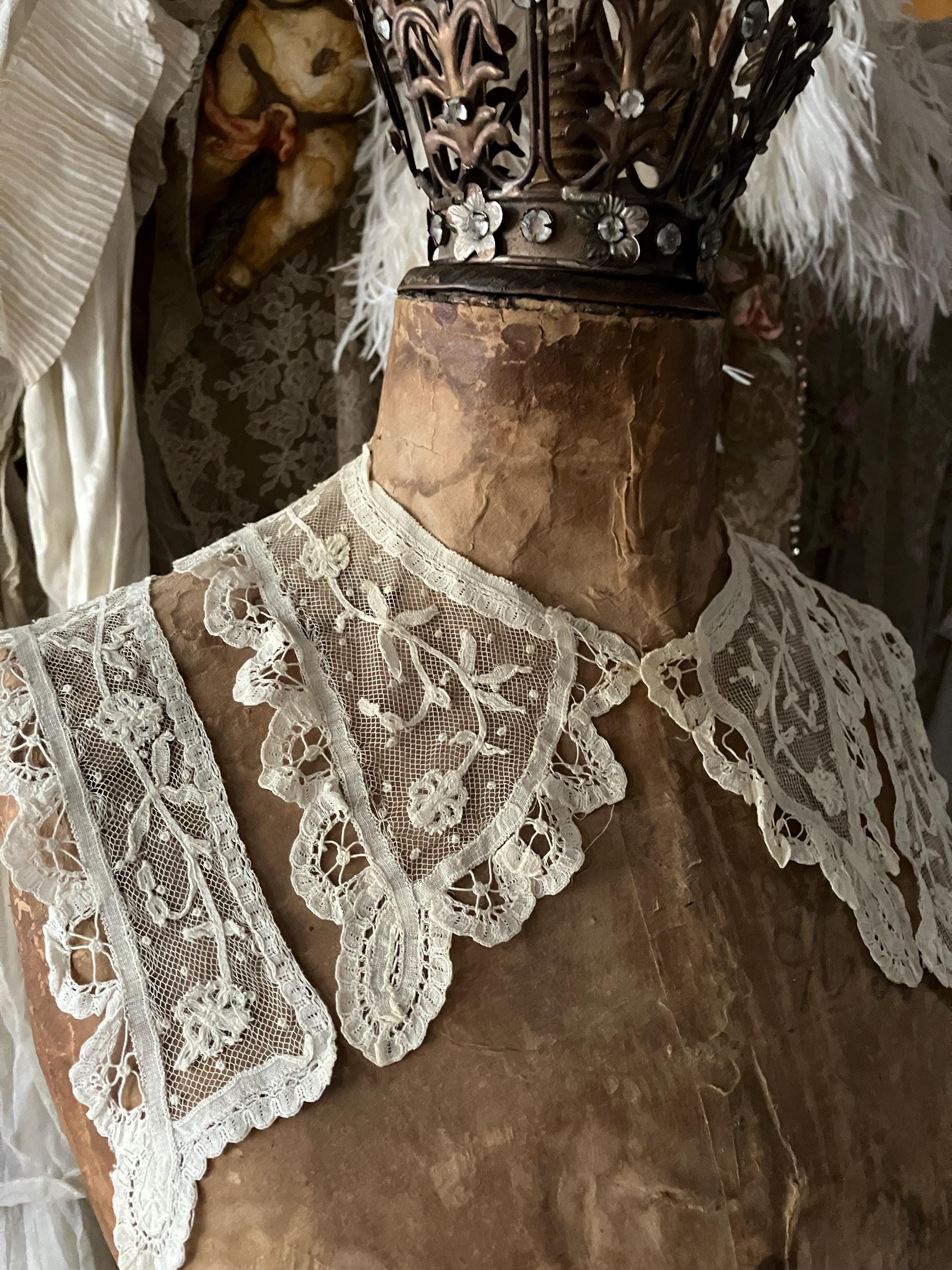 Antique Brussels Needle Lace Collar & Cuffs, Point De Gaze Border