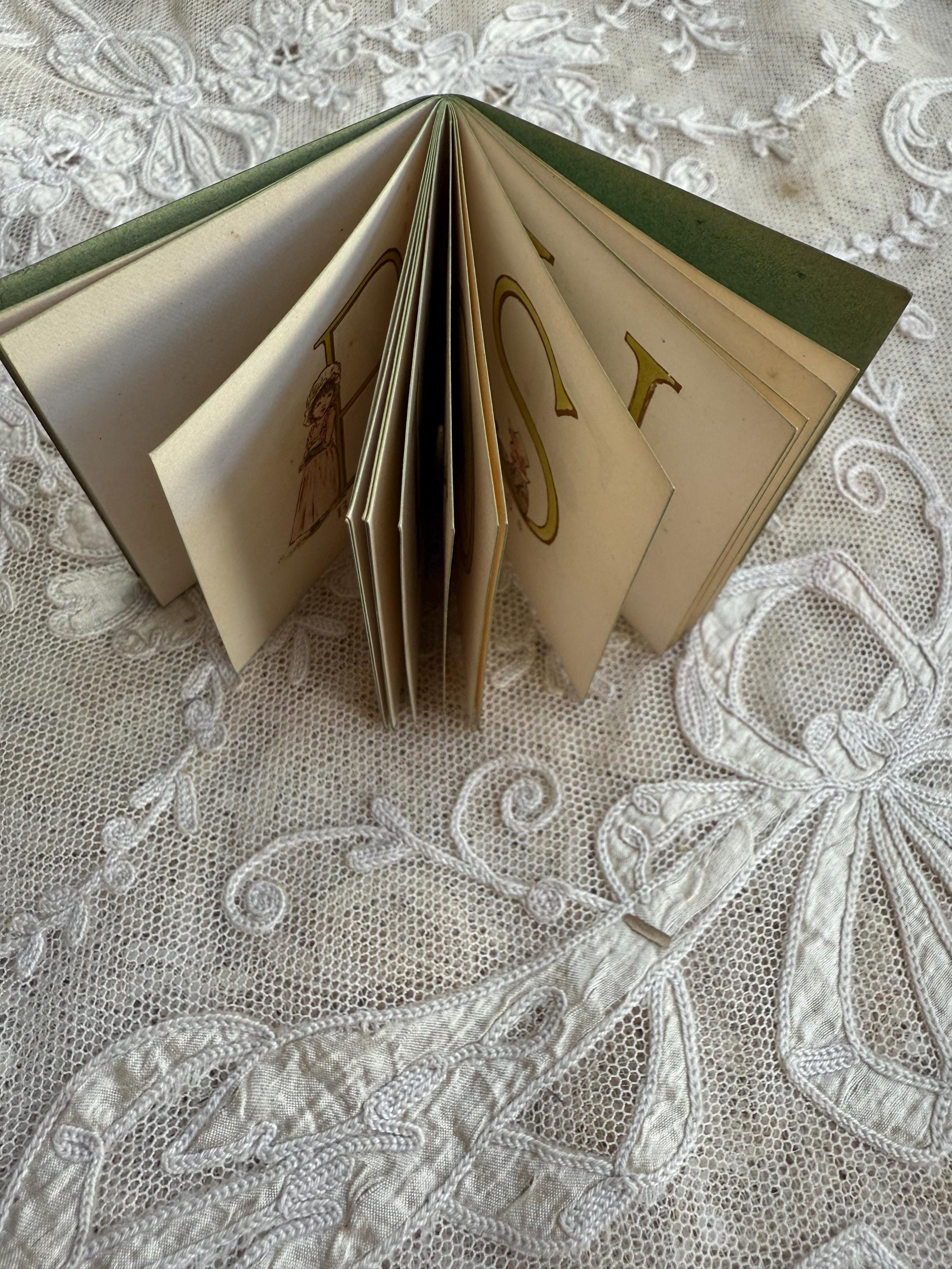 1885年 ケイト・グリーナウェイのアルファベットブック初版 - Etsy 日本