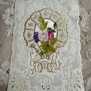 Superbe carte de Saint-Valentin faite main du XIXe siècle, papier gaufré, dentelle, message caché ref RY