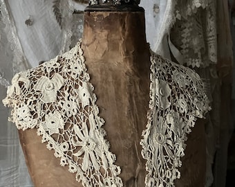 Antique Irish lace collar, lace Victorian lace collar